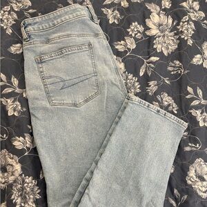 American Eagle Outfitters Light Blue Strigid Mom Jeans